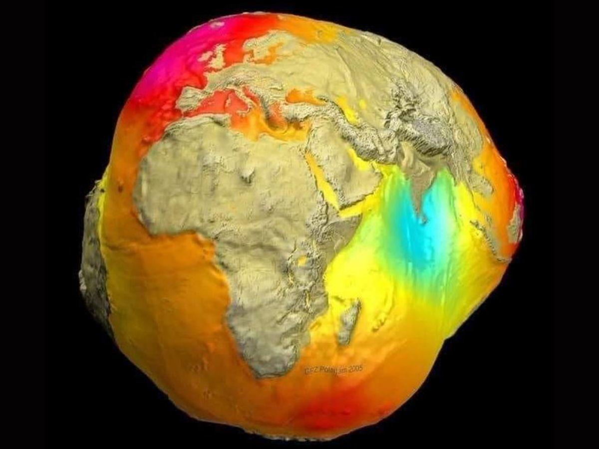 An Animation from NASA Shows How Gravity Differs On Earth! - Innovative ...